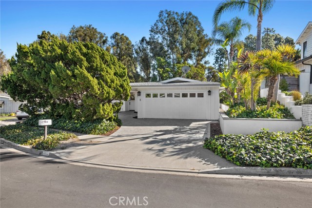 Detail Gallery Image 23 of 27 For 2312 Fairhill Dr, Newport Beach,  CA 92660 - 3 Beds | 2 Baths