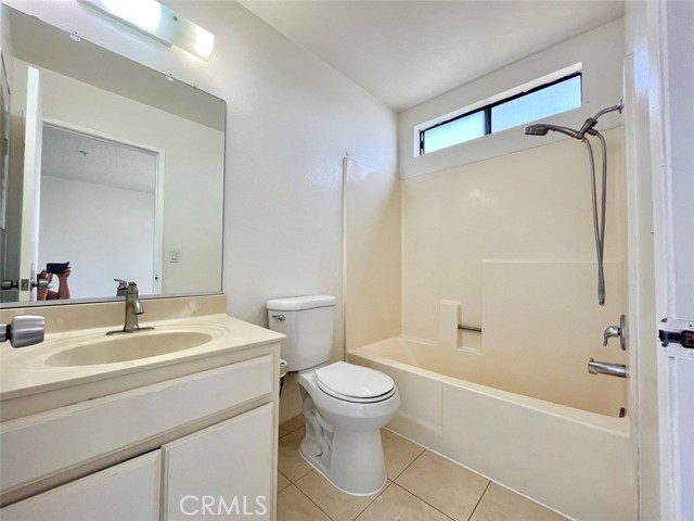 Detail Gallery Image 20 of 31 For 418 N 1st St #D,  Alhambra,  CA 91801 - 3 Beds | 2/1 Baths