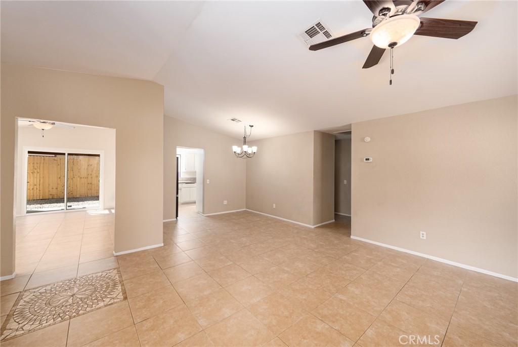 MLS #OC25215875 image #5