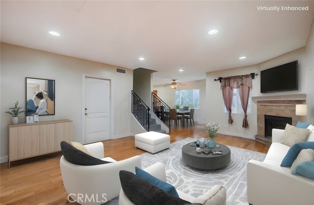 Detail Gallery Image 3 of 41 For 4445 W 163rd St., Lawndale,  CA 90260 - 4 Beds | 3/1 Baths