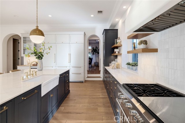 Detail Gallery Image 19 of 70 For 1450 6th St, Manhattan Beach,  CA 90266 - 6 Beds | 5/1 Baths