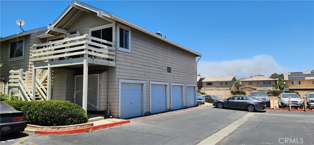 713 Walnut Drive #17