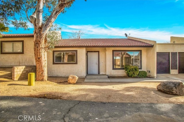 Detail Gallery Image 1 of 37 For 56280 Buena Vista Dr #7,  Yucca Valley,  CA 92284 - 2 Beds | 2 Baths