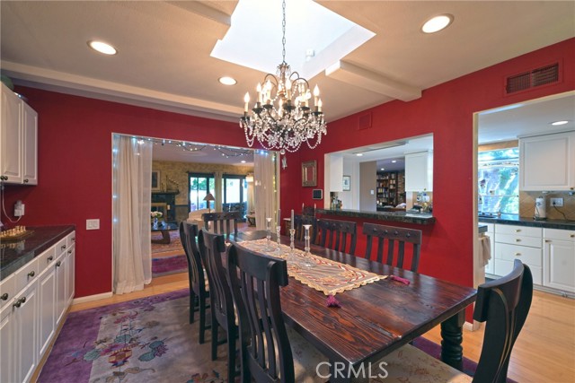 Detail Gallery Image 21 of 54 For 23421 Aetna St, Woodland Hills,  CA 91367 - 3 Beds | 2/1 Baths