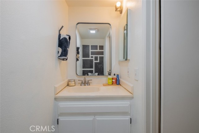 Detail Gallery Image 14 of 28 For 845 E Foothill Bld #H,  Monrovia,  CA 91016 - 2 Beds | 2 Baths