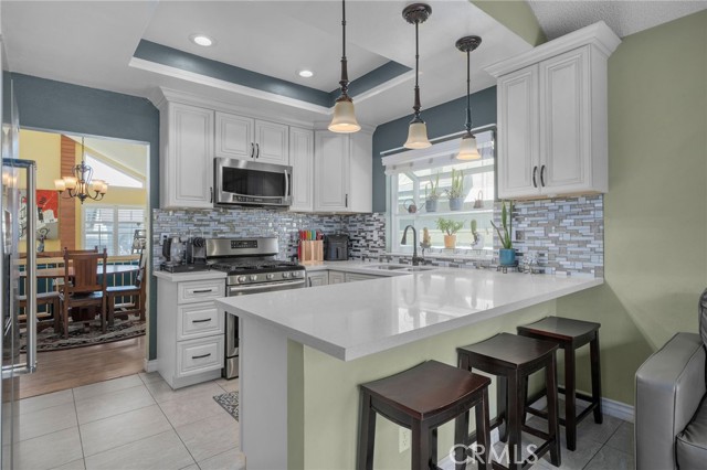 339 W Dawson Court, Glendora CA: https://media.crmls.org/medias/ef700d90-d0b0-418e-97d4-3a9487066276.jpg