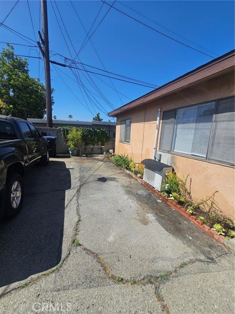 1214 E Broadway, Glendale CA: https://media.crmls.org/medias/ef720c18-7d53-489a-bb41-9f4381ca2193.jpg