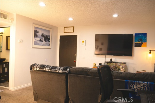 Detail Gallery Image 10 of 23 For 1326 N San Diego, Ontario,  CA 91764 - 2 Beds | 1 Baths