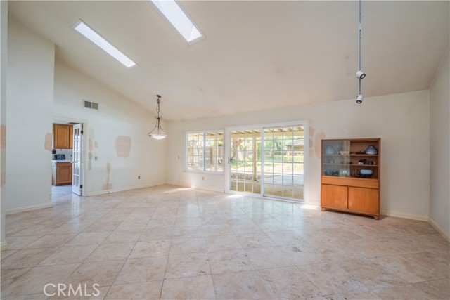 Detail Gallery Image 9 of 47 For 3508 Spur Ct, Chino,  CA 91710 - 4 Beds | 2 Baths