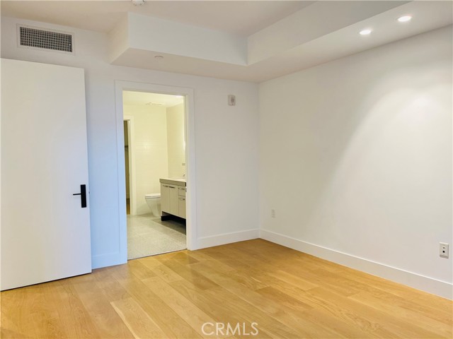 Detail Gallery Image 11 of 24 For 10777 Wilshire Bld #606,  Los Angeles,  CA 90024 - 1 Beds | 2 Baths