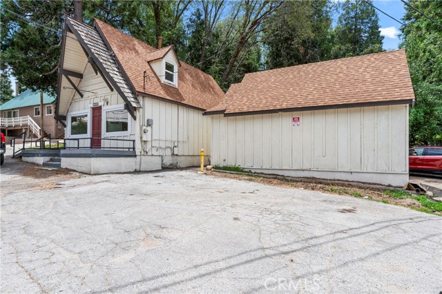 29135 Hook Creek Road, Cedar Glen CA: https://media.crmls.org/medias/ef7380f9-d165-4585-b42a-e800f3da9474.jpg