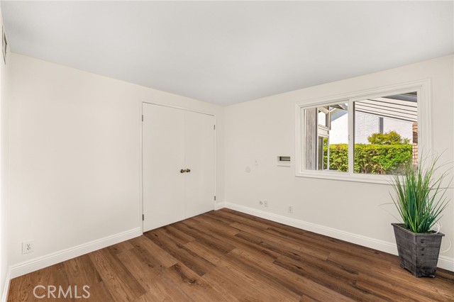 719 S Goldfinch Way, Anaheim Hills CA: https://media.crmls.org/medias/ef742861-7d02-4e7d-8f2a-88edd3461b66.jpg