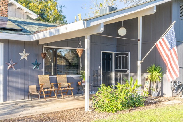 Detail Gallery Image 4 of 55 For 89 Glen, Oroville,  CA 95966 - 4 Beds | 3 Baths