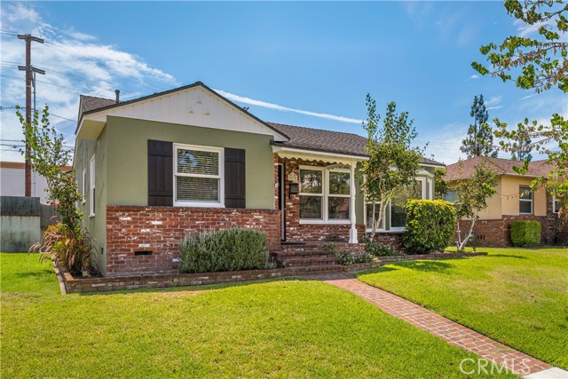 Detail Gallery Image 3 of 31 For 5930 Harvey Way, Lakewood,  CA 90713 - 2 Beds | 1 Baths
