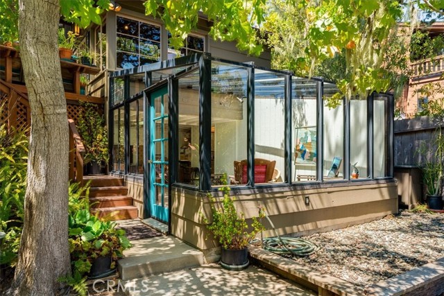 1680 Newhall Avenue, Cambria CA: https://media.crmls.org/medias/ef749e75-a2a3-4439-8d92-d7368eca21a7.jpg