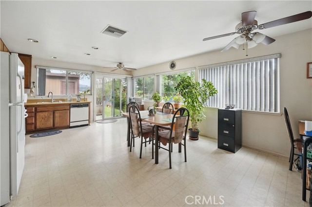 Image 6 of 27 For 18720 Wellhaven Street
