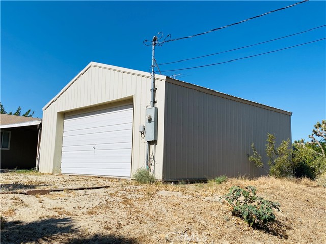 56476 Desert Gold Drive, Yucca Valley CA: https://media.crmls.org/medias/ef774c41-364b-4645-99c9-38a4a31edfcb.jpg