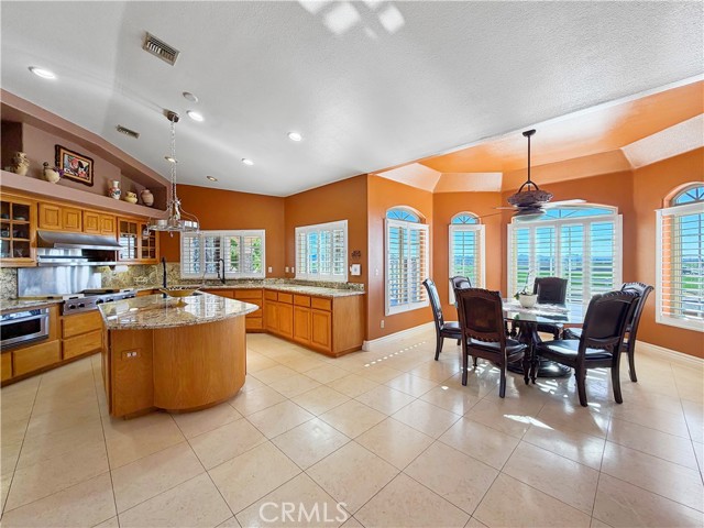 2281 Dekens Court, Blythe CA: https://media.crmls.org/medias/ef7783cc-7e38-4223-a8e9-a672328de4d1.jpg