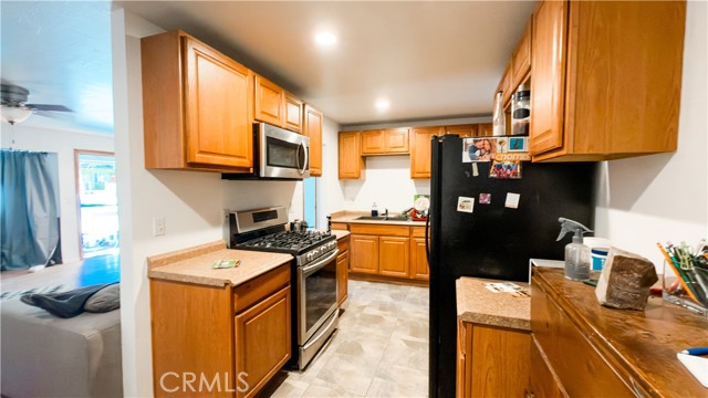 Detail Gallery Image 14 of 41 For 1605 Malabar, Big Bear City,  CA 92314 - 3 Beds | 2 Baths