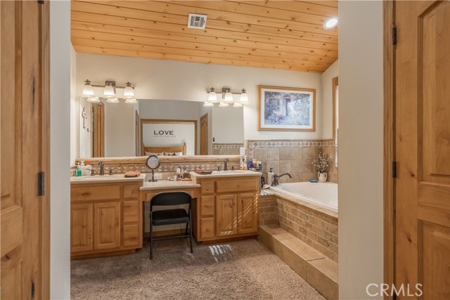 Detail Gallery Image 23 of 39 For 41537 Mockingbird, Big Bear Lake,  CA 92315 - 4 Beds | 3/1 Baths