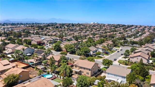 Detail Gallery Image 34 of 35 For 9302 Meadow Ln, Riverside,  CA 92508 - 5 Beds | 3 Baths