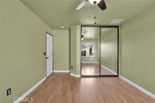 Detail Gallery Image 29 of 69 For 19501 Kinai Rd, Apple Valley,  CA 92307 - 4 Beds | 2/1 Baths