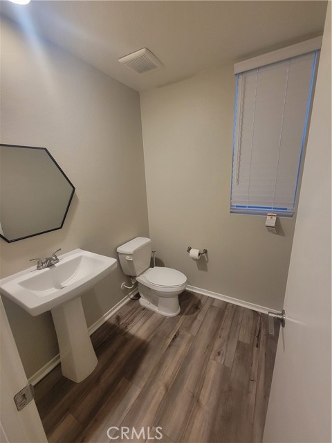 Detail Gallery Image 13 of 29 For 5464 Seacliff Pl #25,  San Diego,  CA 92154 - 4 Beds | 3/1 Baths