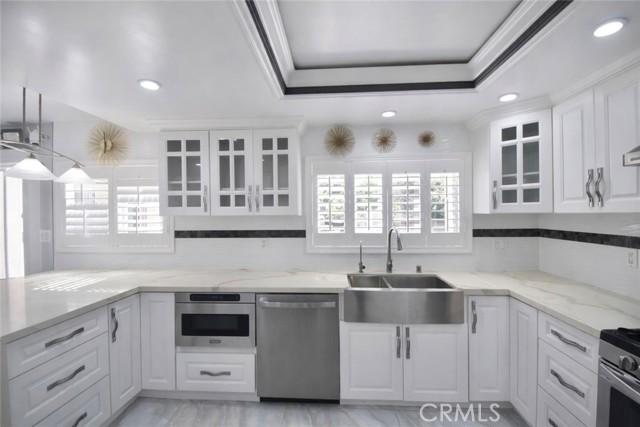 Detail Gallery Image 17 of 45 For 5302 Clark Cir, Westminster,  CA 92683 - 5 Beds | 3/1 Baths