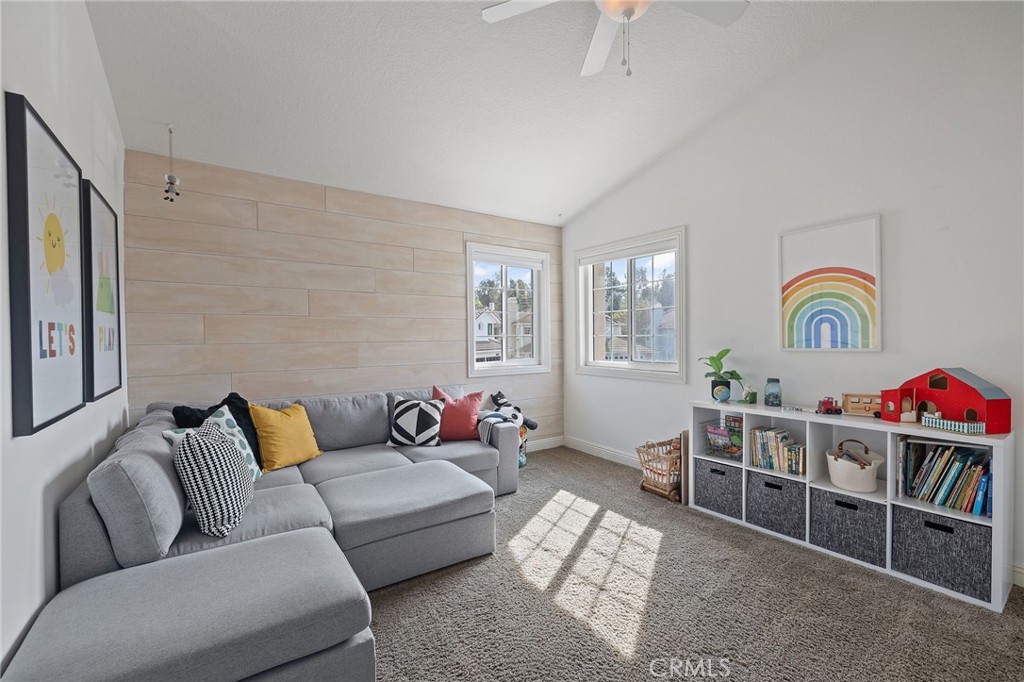 MLS #OC25228132 image #25