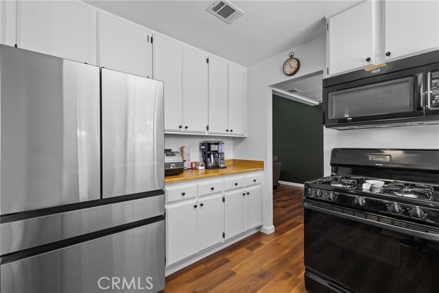 Detail Gallery Image 13 of 38 For 1375 Western Village Dr, San Jacinto,  CA 92583 - 3 Beds | 2/1 Baths