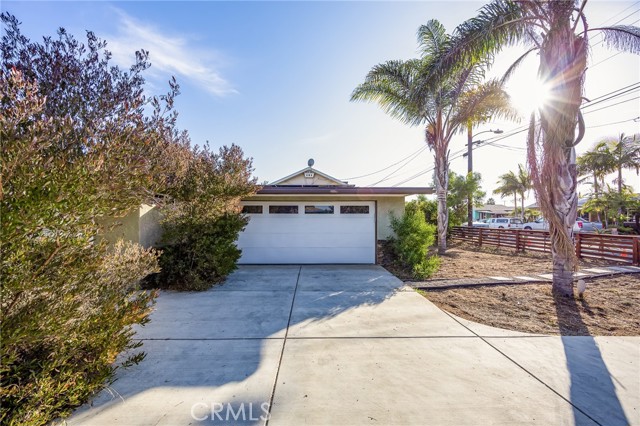 Detail Gallery Image 3 of 30 For 520 Rockledge St, Oceanside,  CA 92054 - 3 Beds | 2 Baths