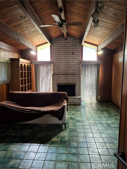 Detail Gallery Image 2 of 9 For 2085 Cabot, Merced,  CA 95348 - 3 Beds | 1 Baths