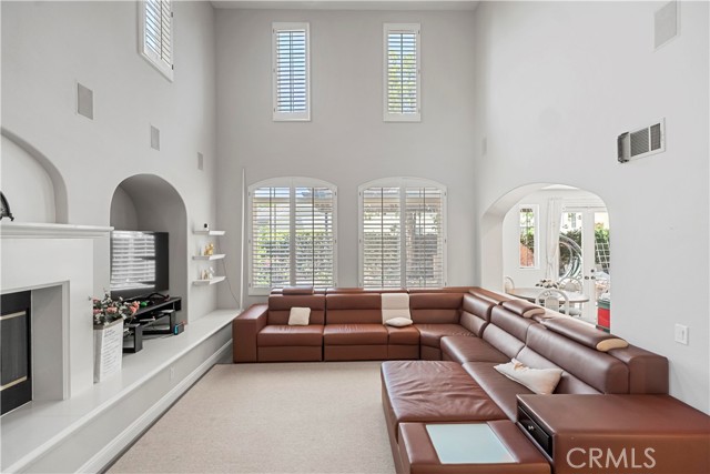 25 Winfield Drive, Ladera Ranch CA: https://media.crmls.org/medias/ef7bd4d9-72c3-4f41-bebf-65de290d4a76.jpg