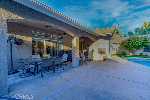 Detail Gallery Image 39 of 43 For 594 Hummingbird Ct, Merced,  CA 95340 - 4 Beds | 3 Baths