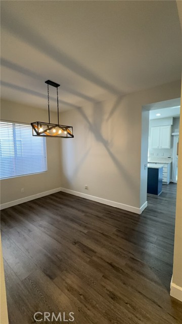 Detail Gallery Image 10 of 33 For 1356 Longwood Pines Ln, Corona,  CA 92881 - 3 Beds | 2/1 Baths