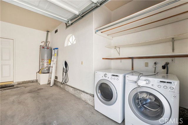 Detail Gallery Image 31 of 38 For 19017 Gault St #103,  Reseda,  CA 91335 - 3 Beds | 3 Baths