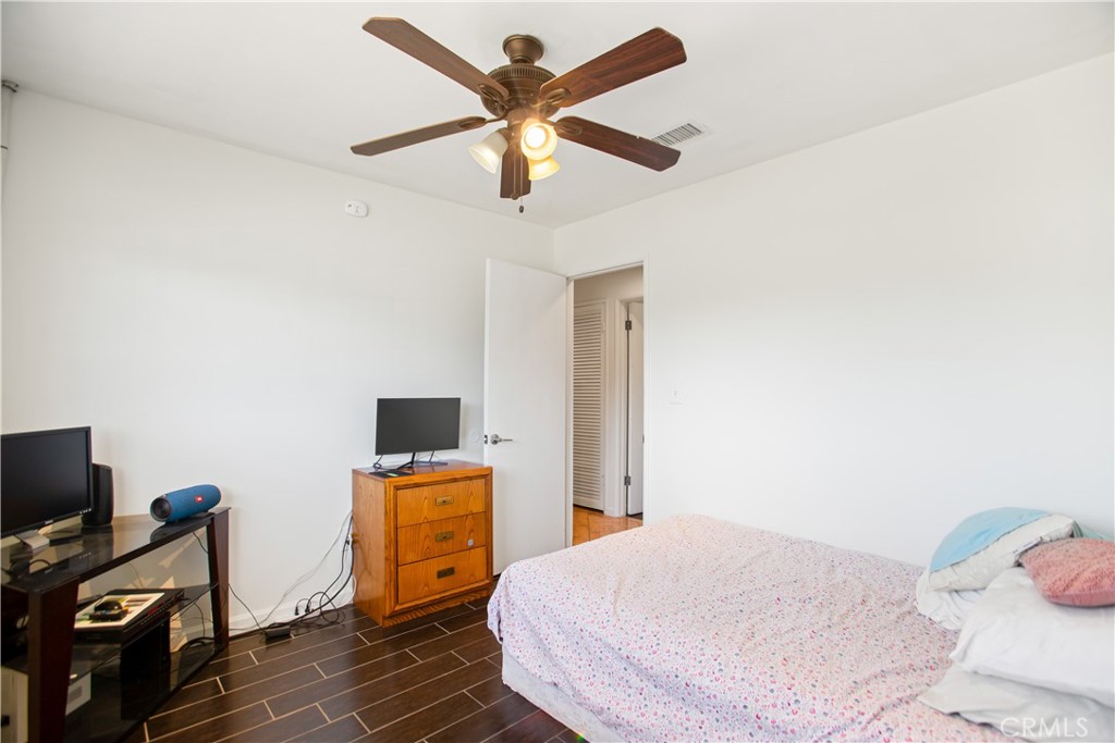 MLS #DW25252873 image #12