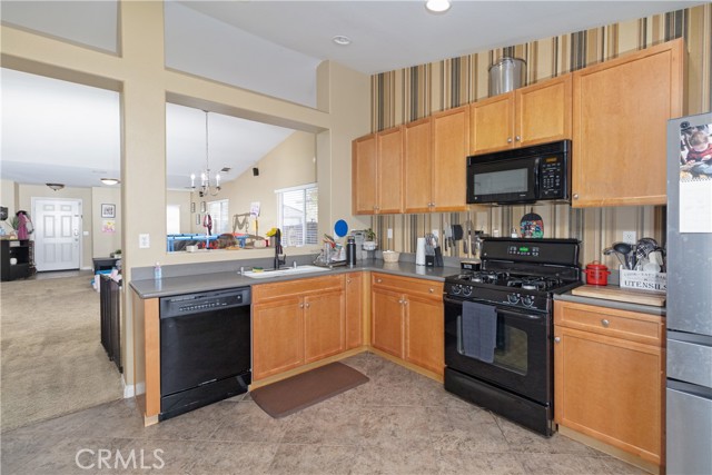 Detail Gallery Image 11 of 28 For 10990 Windcrest, Adelanto,  CA 92301 - 3 Beds | 2 Baths