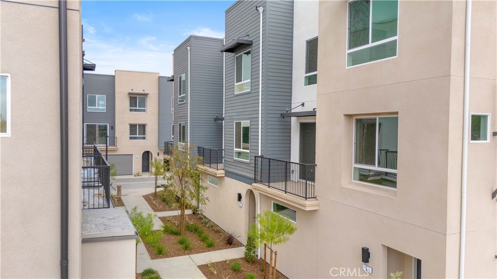 9429 N Sepulveda Blvd. #3