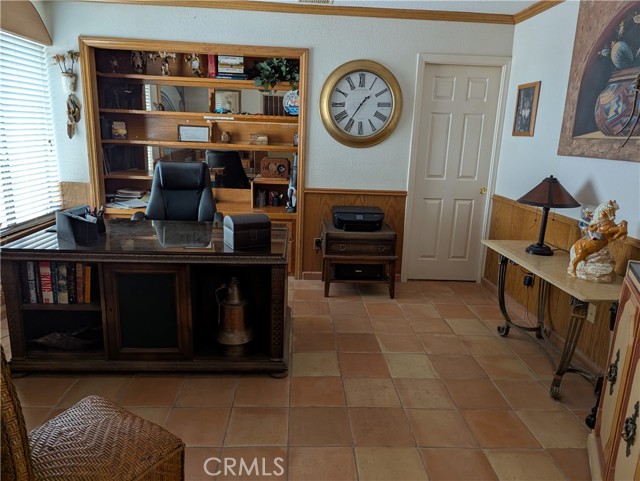 16407 Koda Road, Apple Valley CA: https://media.crmls.org/medias/ef7edd6c-a539-46d6-aac1-f011f242f20a.jpg