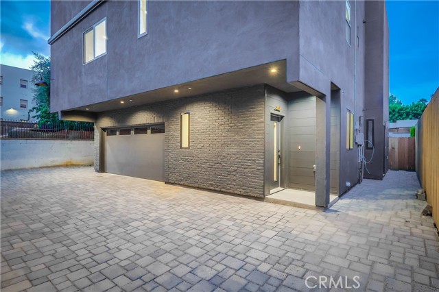 Image 7 of 19 For 3415 Bellevue Avenue