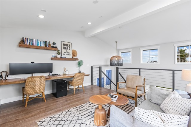 Detail Gallery Image 39 of 44 For 204 S Helberta, Redondo Beach,  CA 90277 - 4 Beds | 4 Baths