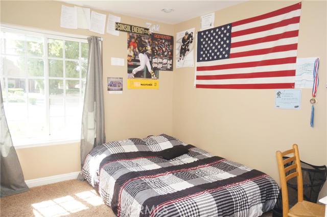 322 Dover Avenue, Brea CA: https://media.crmls.org/medias/ef817d6c-6c4e-467c-9ab8-873e12b1222f.jpg