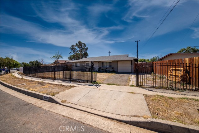 Image 3 for 2039 W 14th St, San Bernardino, CA 92411