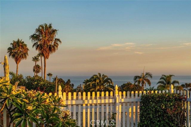30802 Marilyn Drive, Laguna Beach CA: https://media.crmls.org/medias/ef81e022-44ac-49f8-8dfb-47897b3d5238.jpg
