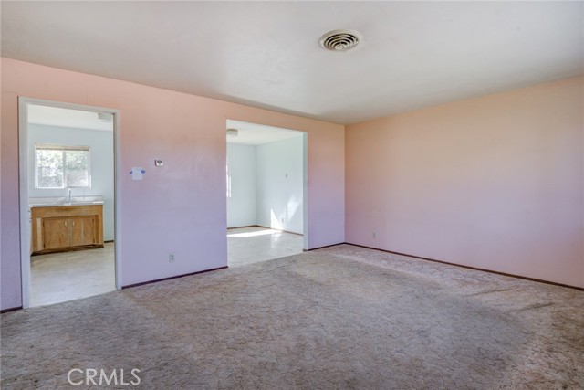 Detail Gallery Image 3 of 24 For 22047 Palermo Ave, Red Bluff,  CA 96080 - 3 Beds | 1/1 Baths
