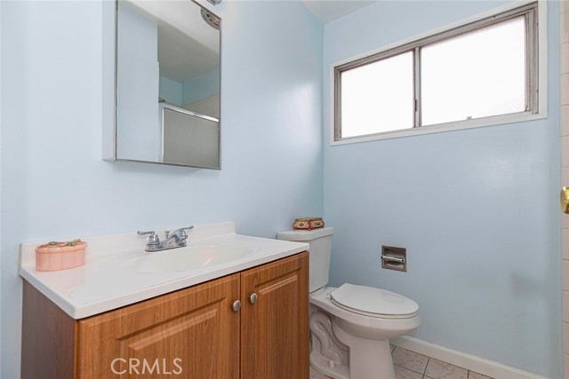 Detail Gallery Image 23 of 37 For 6000 Coldwater Canyon Ave #18,  North Hollywood,  CA 91606 - 3 Beds | 2/1 Baths