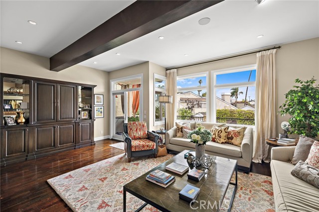 159 Angelo Walk, Long Beach CA: https://media.crmls.org/medias/ef837991-0fbb-4829-9ace-023cdac2863e.jpg