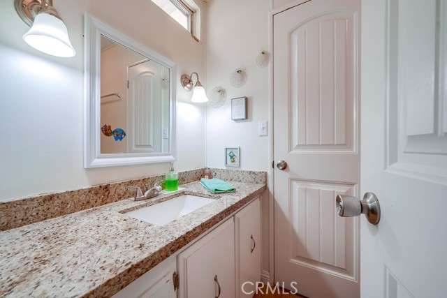 Detail Gallery Image 32 of 38 For 18870 Woodcrest Ln, Riverside,  CA 92508 - 3 Beds | 2 Baths