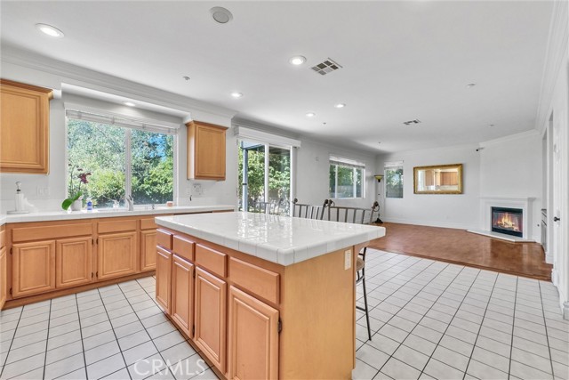 Detail Gallery Image 11 of 40 For 16461 Medinah St, Fontana,  CA 92336 - 4 Beds | 3 Baths